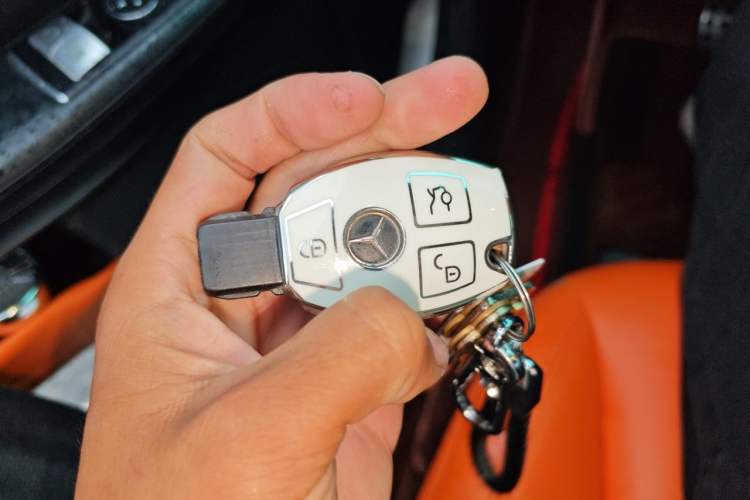Used Mercedes-Benz SLK-Class 2011 SLK 200 Fashion Model Vehicle Key