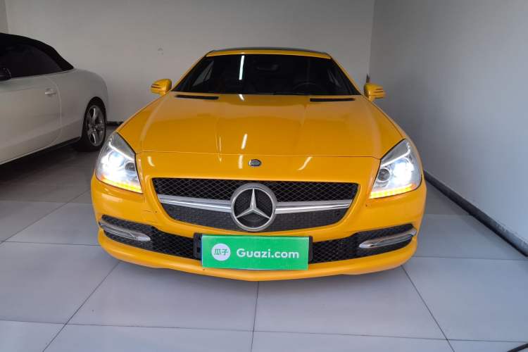 Used Mercedes-Benz SLK-Class 2011 SLK 200 Fashion Model Front