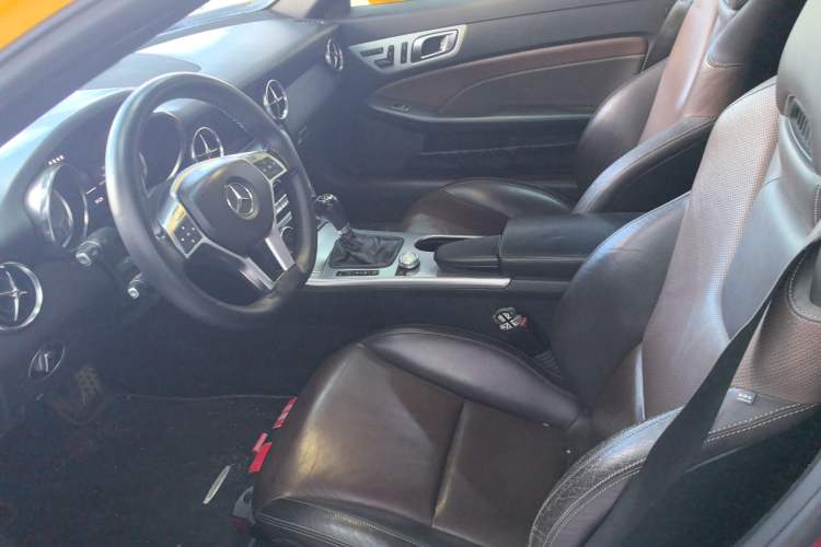 Used Mercedes-Benz SLK-Class 2011 SLK 200 Fashion Model Left Front Seat