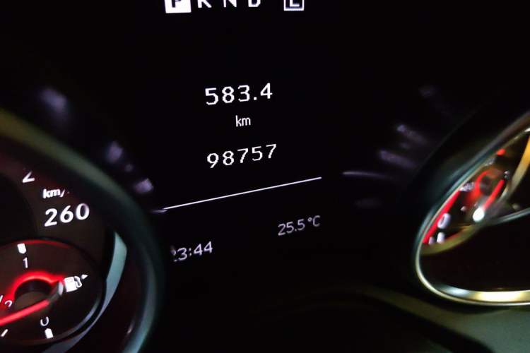 Used Mercedes-Benz SLK-Class 2011 SLK 200 Fashion Model Odometer Close Up