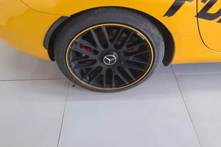 Used Mercedes-Benz SLK-Class 2011 SLK 200 Fashion Model Right Rear Wheel Hub