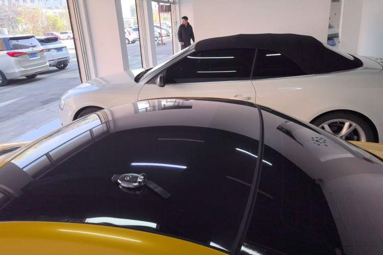 Used Mercedes-Benz SLK-Class 2011 SLK 200 Fashion Model Roof