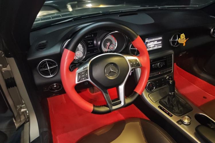 Used Mercedes-Benz SLK-Class 2011 SLK 200 Fashion Model Steering Wheel