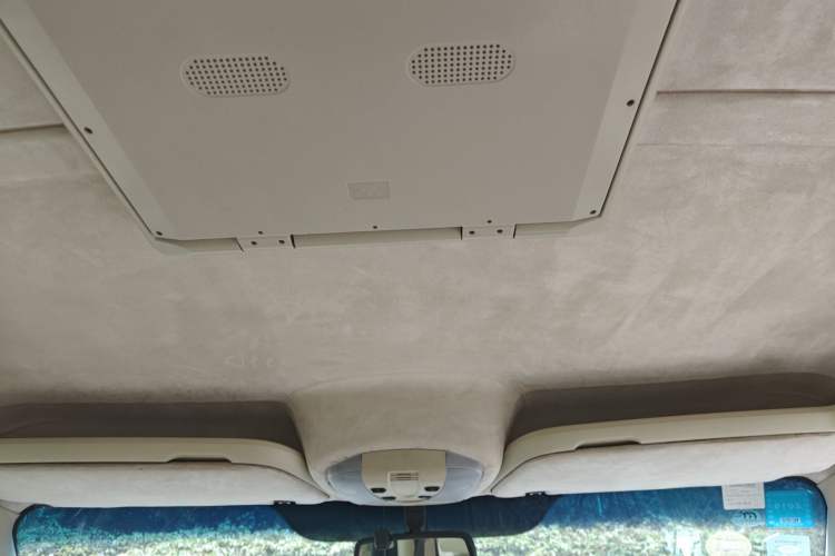 Used Mercedes-Benz Sprinter  Headliner