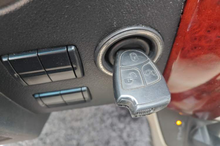 Used Mercedes-Benz Sprinter  Vehicle Key