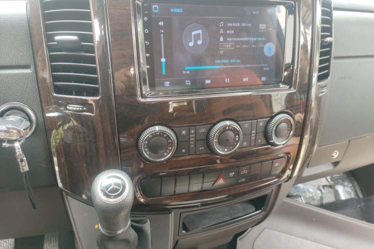Used Mercedes-Benz Sprinter 2009 Enhanced Version Audio And AC Panel