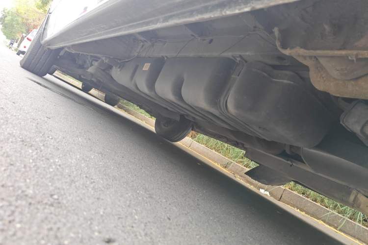 Used Mercedes-Benz Sprinter 2009 Enhanced Version Chassis Rear Left