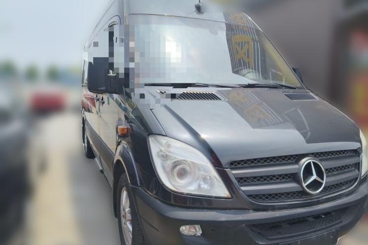 Used Mercedes-Benz Sprinter 2009 Enhanced Version Front Right 45 Deg