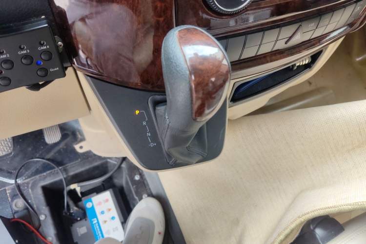 Used Mercedes-Benz Sprinter 2009 Enhanced Version Gear Lever