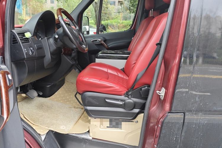 Used Mercedes-Benz Sprinter 2009 Enhanced Version Left Front Seat