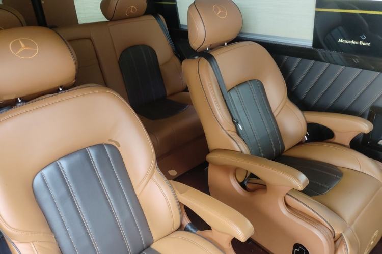 Used Mercedes-Benz Sprinter 2009 Enhanced Version Left Rear Seat