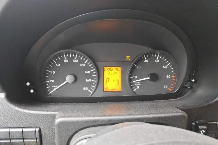Used Mercedes-Benz Sprinter 2009 Enhanced Version Odometer Close Up