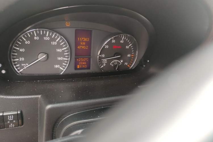 Used Mercedes-Benz Sprinter 2009 Enhanced Version Odometer Close Up