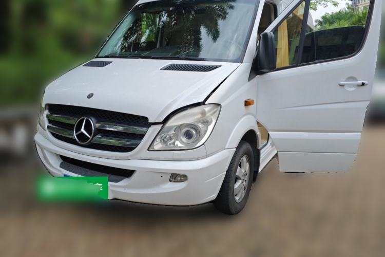 Used Mercedes-Benz Sprinter Mercedes-Benz Sprinter, 2009 model, 3.5-liter automatic, 7-seater Guazi used car, China used car export, Used car for sale, Used  cars, Cheapest cars for sale