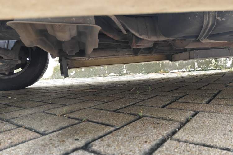 Used Mercedes-Benz Sprinter  Chassis Front Left