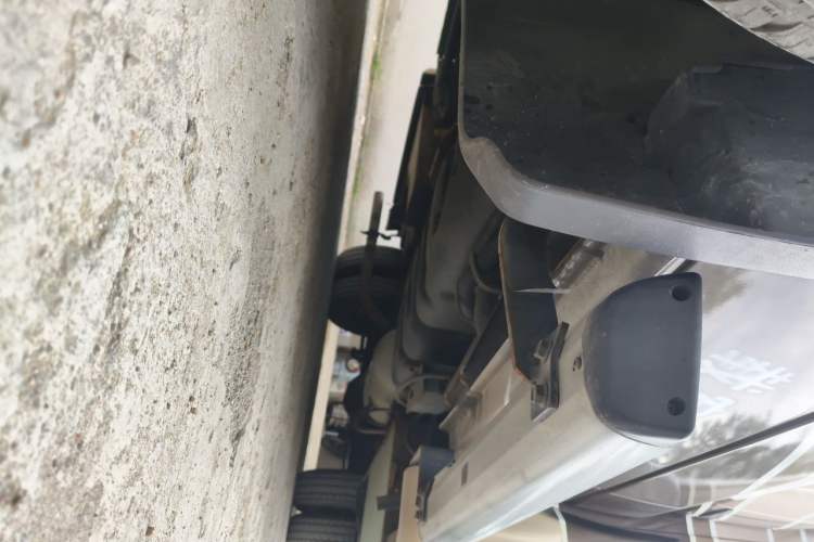 Used Mercedes-Benz Sprinter  Chassis Front Left