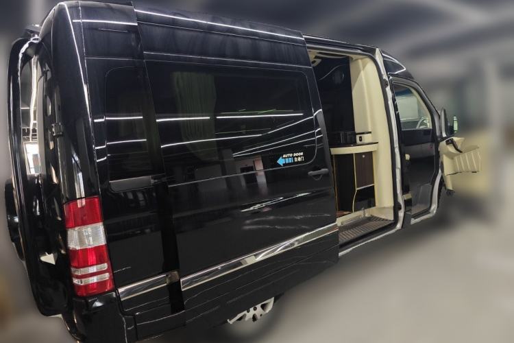 Used Mercedes-Benz Sprinter  Rear Right 45 Deg