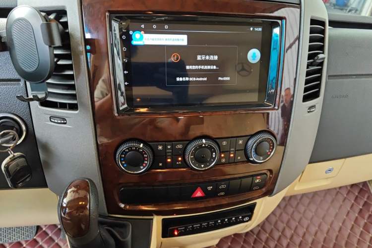 Used Mercedes-Benz Sprinter  Audio And AC Panel