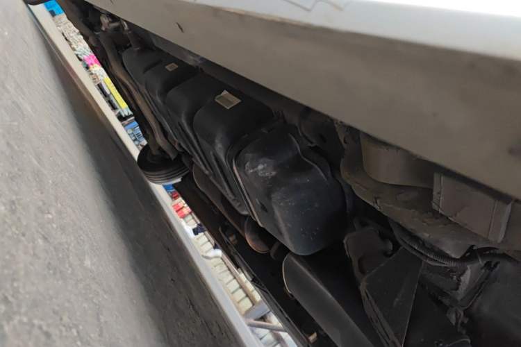 Used Mercedes-Benz Sprinter  Chassis Rear Left