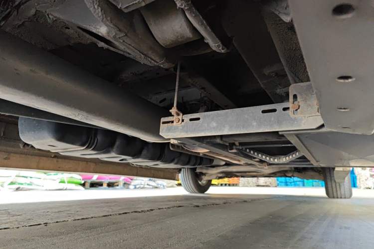 Used Mercedes-Benz Sprinter  Chassis Rear Right