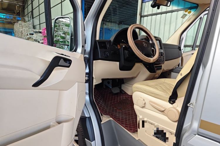 Used Mercedes-Benz Sprinter  Driver Seat