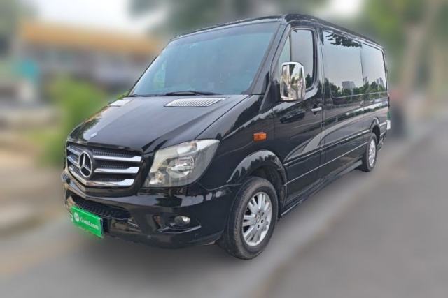Used Mercedes-Benz Sprinter 2014 model, 3.5L automatic, seven seats, gasoline
