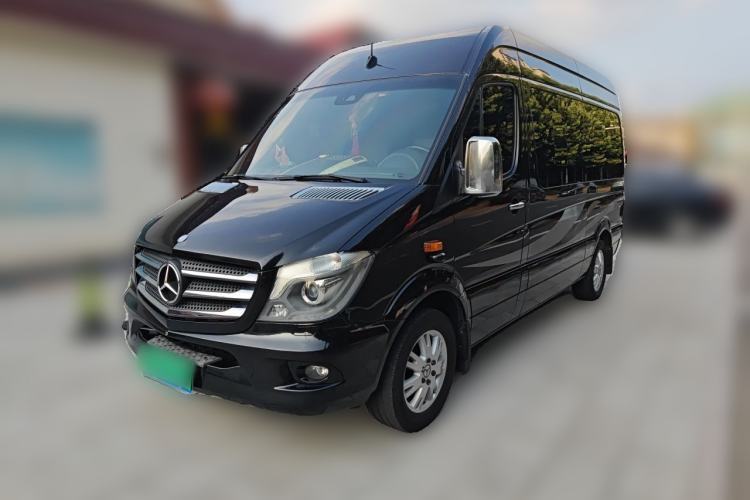 Used Mercedes-Benz Sprinter Mercedes-Benz Sprinter New Kai conversion, 2014 model, 3.5L automatic, 7 seats. Guazi used car, China used car export, Used car for sale, Used cars, Cheapest cars for sale