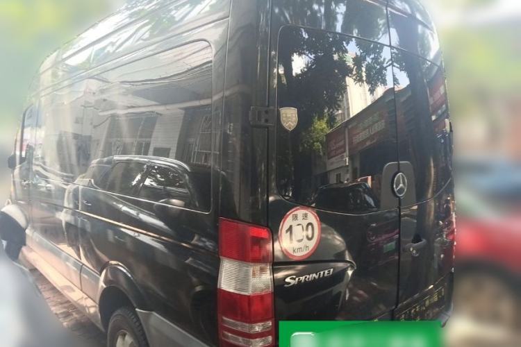 Used Mercedes-Benz Sprinter 2014 2.1T Jialü Mid-axle Version Rear Left 45 Deg