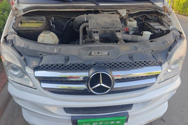 Used Mercedes-Benz Sprinter  Engine Bay