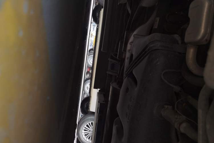 Used Mercedes-Benz Sprinter  Chassis Front Left