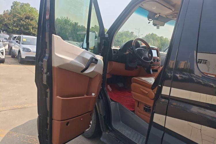 Used Mercedes-Benz Sprinter  Driver Seat
