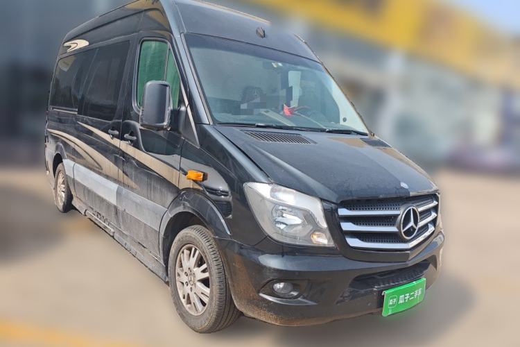 Used Mercedes-Benz Sprinter  Front Right 45 Deg