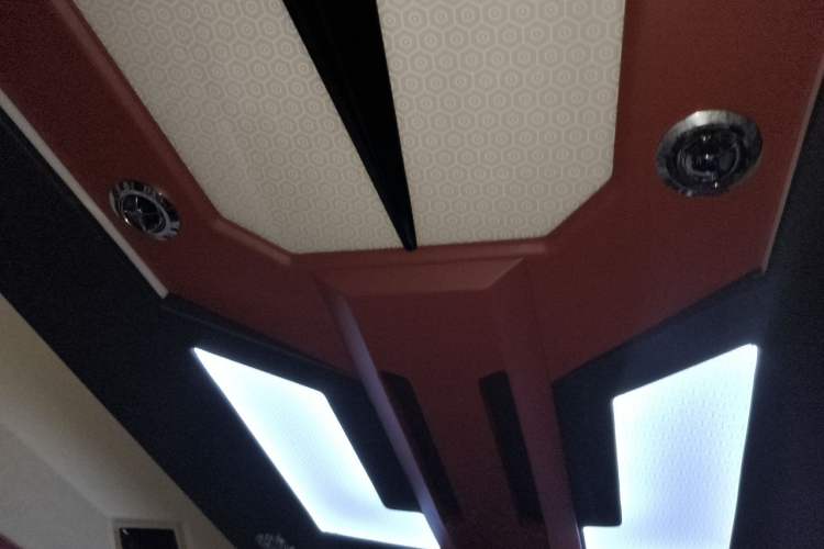 Used Mercedes-Benz Sprinter  Headliner