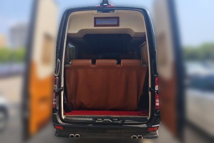 Used Mercedes-Benz Sprinter  Trunk