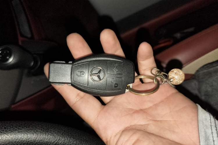 Used Mercedes-Benz Sprinter  Vehicle Key