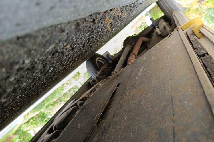 Used Mercedes-Benz Sprinter 2016 2.1T Jialü Mid-Drive Edition Chassis Front Right