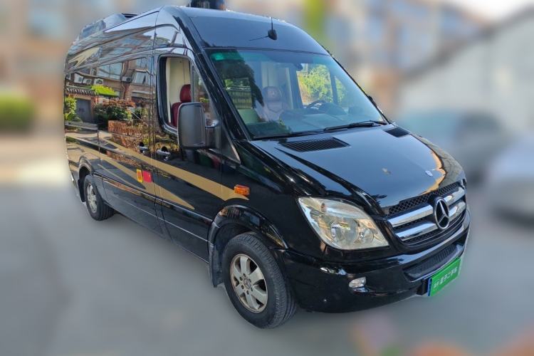 Used Mercedes-Benz Sprinter 2016 2.1T Traveler Mid-Drive Edition Front Right 45 Deg