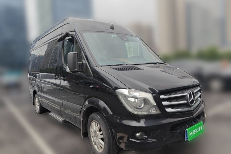 Used Mercedes-Benz Sprinter  Front Right 45 Deg