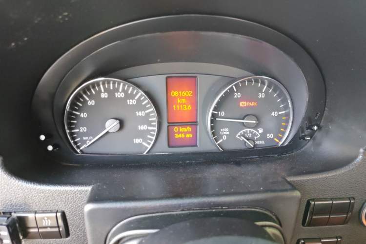 Used Mercedes-Benz Sprinter 2016 2.1T Traveler Mid-Drive Edition Instrument Cluster