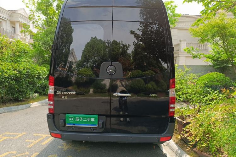 Used Mercedes-Benz Sprinter 2016 2.1T Jialü Mid-Drive Edition Rear