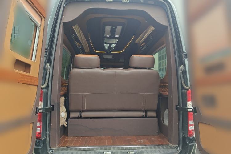 Used Mercedes-Benz Sprinter  Trunk