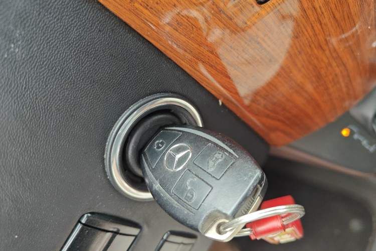 Used Mercedes-Benz Sprinter  Vehicle Key