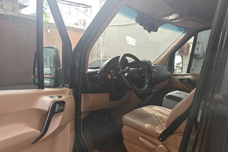 Used Mercedes-Benz Sprinter  Driver Seat
