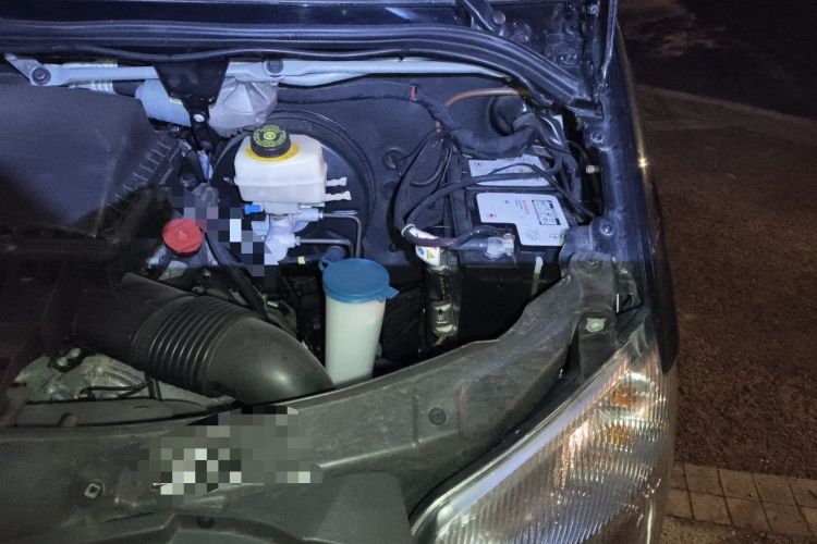 Used Mercedes-Benz Sprinter  Engine Bay Left