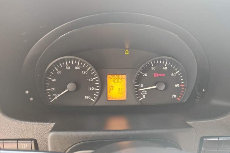 Used Mercedes-Benz Sprinter  Instrument Cluster