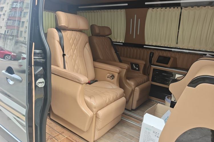 Used Mercedes-Benz Sprinter  Left Rear Seat