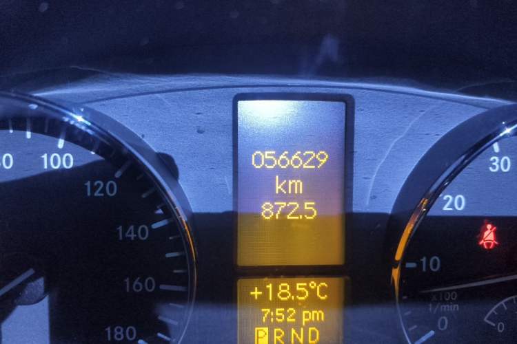Used Mercedes-Benz Sprinter  Odometer Close Up