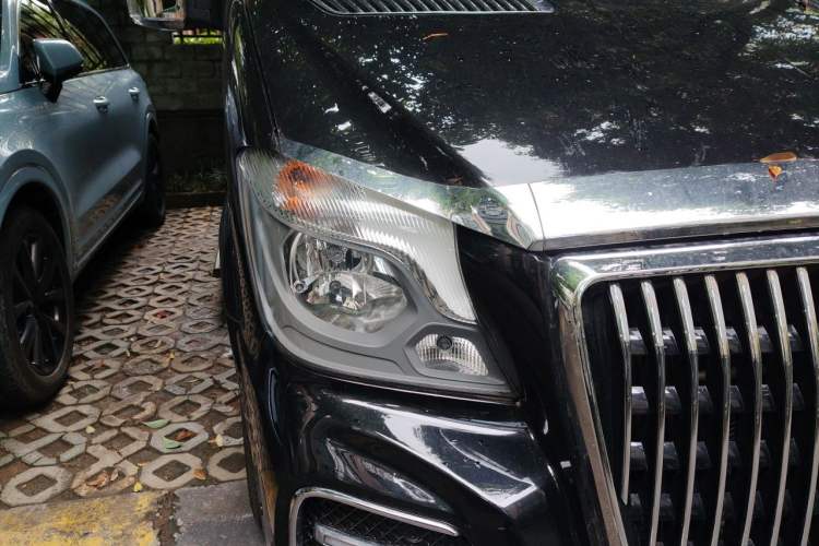 Used Mercedes-Benz Sprinter  Right Front Headlight