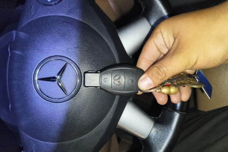 Used Mercedes-Benz Sprinter  Vehicle Key
