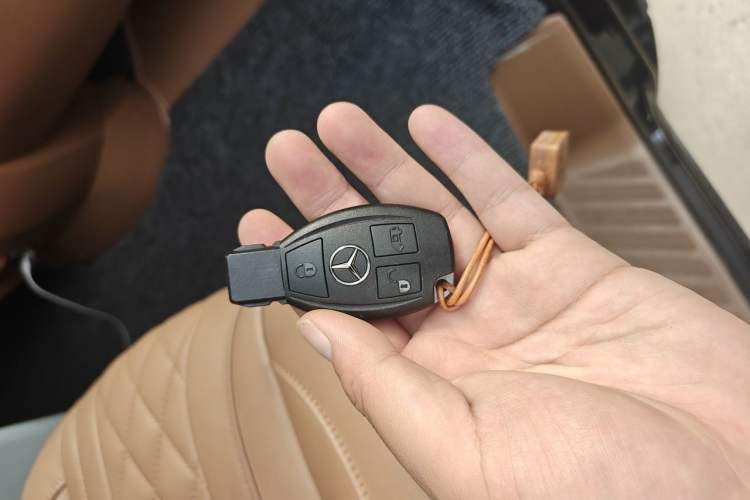 Used Mercedes-Benz Sprinter  Vehicle Key